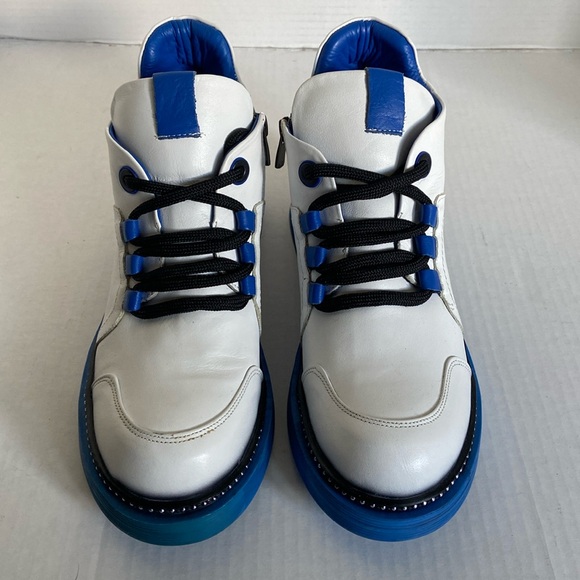 Fashion Leather Boots NWOT - Picture 2 of 9